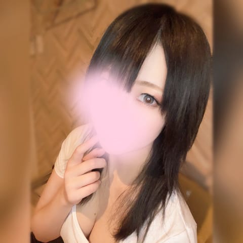 久しぶりの🐥♪︎

髪色真っ黒になりました〜