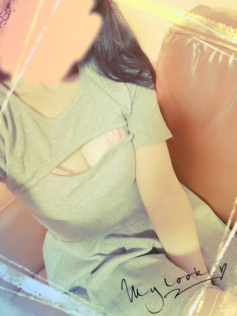 おはようございます😊

先日もありがとうございました❤
喜んで頂けて良かったです(#^.^#)
延長までして下さり、とっ