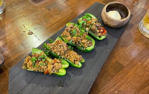 昨日はめーっちゃ美味しいご飯食べたよ〜〜🤤
ガパオもピーマンも大好きだから幸せだった🎶🎶🎶