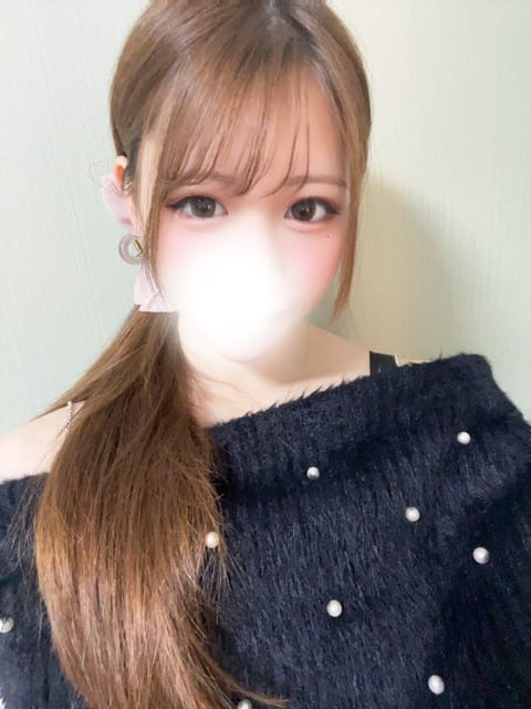 いるよ♡20時まで💖
ご予約お待ちしております(*´꒳`*)
こりんがたくさん癒すよ🌱⋆｡

昨日は終わってから麻辣湯食