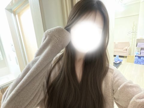 今日夜22時から蒲田です♡
夜は雨止むみたい！週末前にいっぱい癒します‎𐔌՞⁔•͈ ·̫ •͈⁔՞𐦯 💞まってますー！