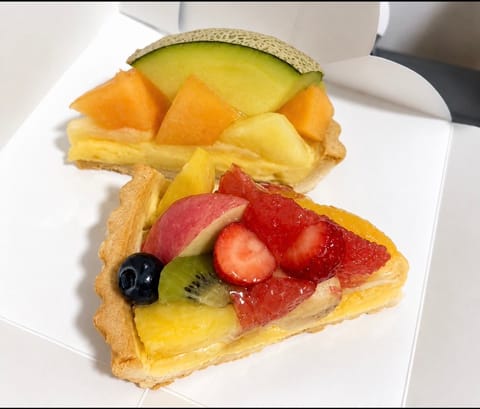 今週もありがとうございました😊✨

心❤︎とお身体
休めてもらえて嬉しかったです🤗🌈
🍰と🍹ありがとう🥰

来週は
🌼2