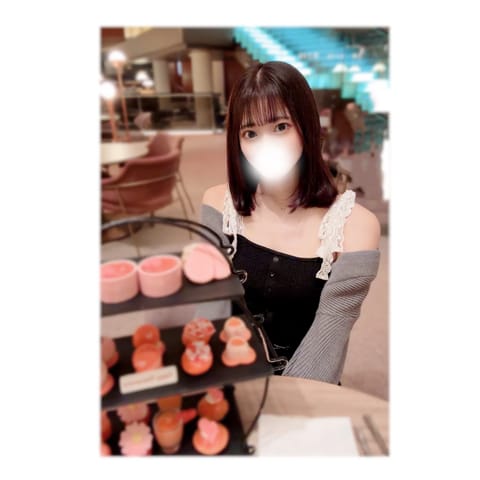 本日13:00〜武蔵小杉ルームです❣️
早速のご予約ありがとうございます🎀
本日短い時間の出勤になってるので残り1枠です