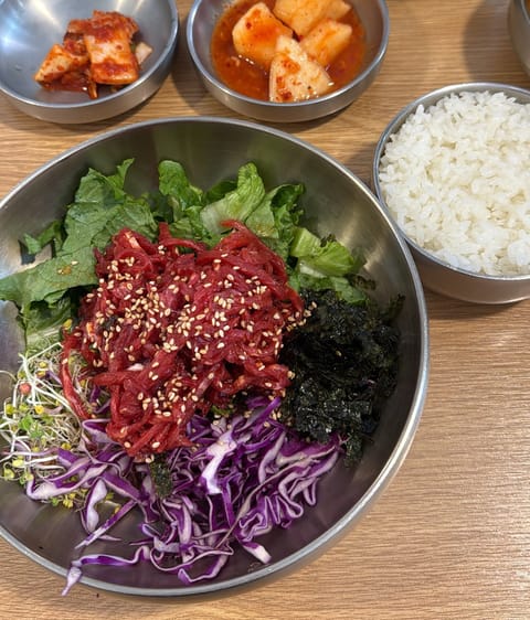 お久しぶりです🌟

2週間お休み頂いてます🥺
沢山食べてぷくぷくになりそう🤣

会える時までには体型戻しとくから
会いに