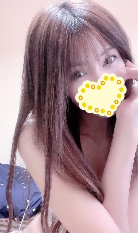こんにちは♡
今日も気持ちいい休日を過ごせてますか？🫶

私あと少で連勤が一旦終わってお休みに入るので
今日も夜20時ま