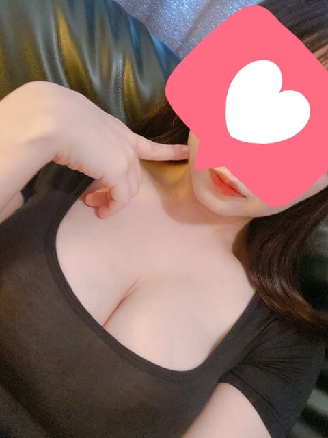 🌸🌸出勤予定🌸🌸

1日(水)12-17時　千歳烏山
5日(日)12-17時　経堂

あっという間に3月に、、
2月もお