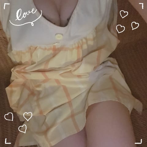 本日もありがとうございます😌💖
ラストひと枠21:40～22:00最終受付け
ご案内可能です✨
 #メンズエステ  #メ