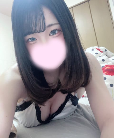 みんなおはよう！！！

今日も外暑そうだから、
ちゃんと水分取ってすごしてね💭🩵

本日も「 13:00~1:00 」い