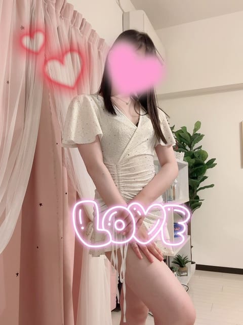 おはよう〜(  . .)"
はるです♪♪

久しぶりに出勤しました〜🫢
なかなか出勤出来なくてごめんね😭
まだまだあいて