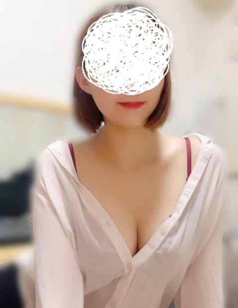 先週はありがとうございました🙌

🫧今週の出勤予定🫧

10/7(月) 20:00～5:00

まだまだご予約枠空きあり