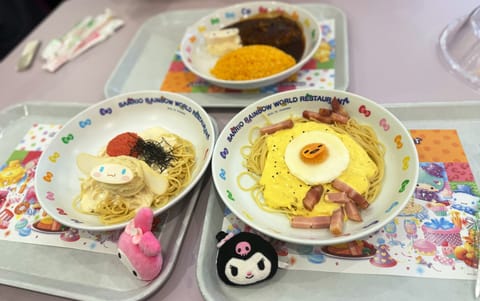 この前お友達とピューロランド行ってきました🎀
15年以上ぶり！笑
懐かしすぎてテンション上がっちゃいました😂💓