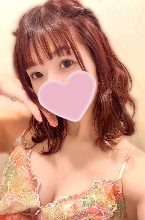 出勤しました🎀
深夜3時までなので夜更かしさんもお待ちしております🤭
一緒にぬるぬる密着して気持ちよくなってね💕︎
今日