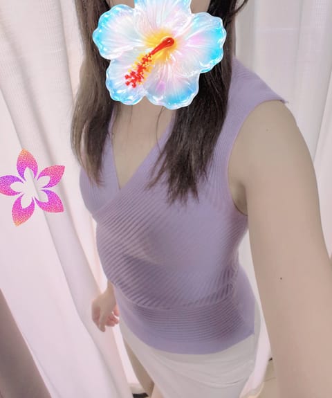 こんばんは月森です😊
今週もお疲れ様でした✨️
明日からお盆休みに入る方も多いのでしょうか🎐

次の出勤は11祝(火) 