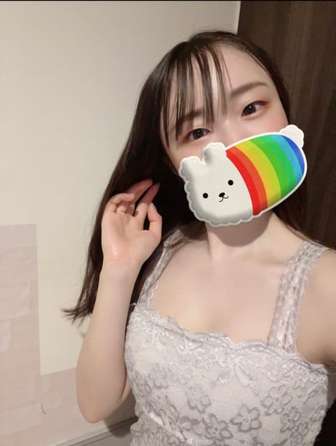 こんにちは！秋山です🐻‍❄️
いつの間にか9月になってました🍁
秋服買おうと思ったけど、どうせ今年も秋なんかほぼないんだ