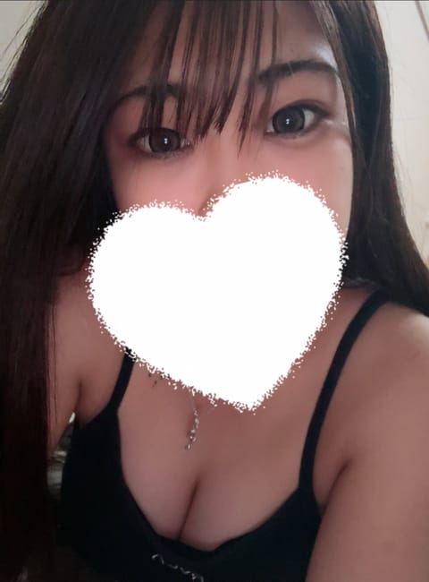 しゅっしゅっしゅっ💆‍♀️💗
次いつ出勤できるかまだわからないので、
少しでも気になる方
会いに来てくださいッ🐰♡
13