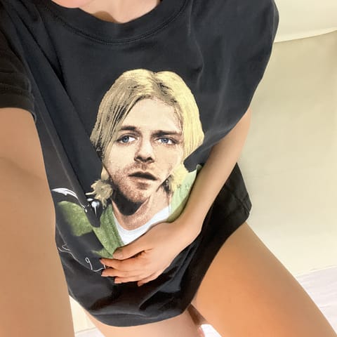 本日の写メはエロくないです（当社比）（カートコバーンの威を借るメンエス嬢）