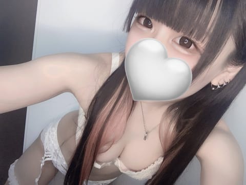 ♡┈┈┈┈┈┈┈┈┈┈┈┈┈┈┈♡

おはようございますᶻᶻᶻ

きょうも３:００まで浦和ルーム出勤中です^ᴗ . ᴗ^