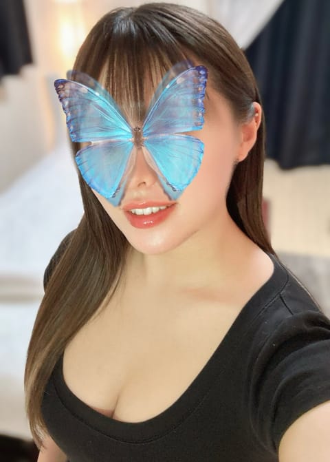こんにちは✩.波瑠です🌷🌸
今週の出勤は
14日20:30～🈵
15日17:00～🈳
17日20:30～🈵になります( 