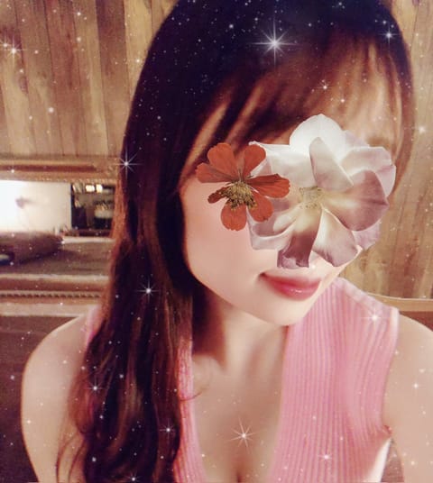 遅くなりました💦
先月はご来店・ご指名ありがとうございました🙇🏻‍♀とっても優しい時間になりました！
またお会い出来るの