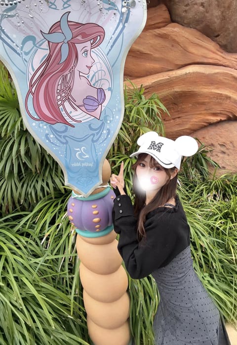 お久しぶりですあみです☺️

本日21-5成増出勤してます🙌

最近雨ばっかりで人肌恋しいです☔️🥲

温もり感じたいな