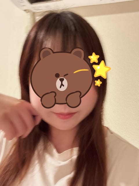 美容院に行って髪綺麗になりました💇‍♀️

本日も出勤しております〜
現在23:30以降のご予約をお待ちしております✨
