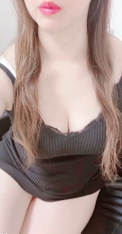 本日、16時まで恵比寿ルームにて出勤です🥰
寒いので暖まりにきてください(●'ω'σ)σணღ*
