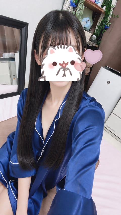 本日は流山おおたかの森ルームです🧏🏻‍♀️
既にご予約いただいてる枠あって嬉しいです💝
今日も暑くなりそうだからお兄さま