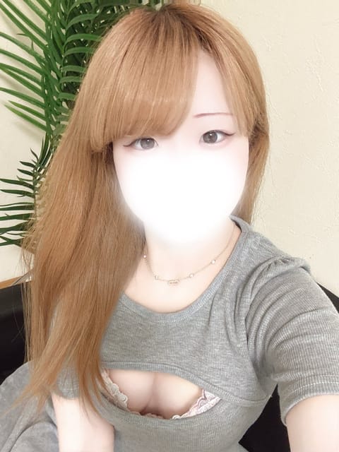 おはようございます☀

本日15:00〜27:00浜松で出勤しています♪

本日もたくさんのご予約お待ちしてます🕊💖