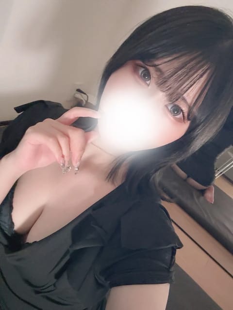 明日出勤です⚐˒˒
雨予報？☔︎ですが昼過ぎから夜までお待ちしてますのでお時間合う方ぜひ୨୧