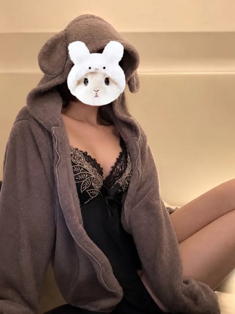 今日もお疲れ様です😌せりなです🐰
今日は予定が無くなってしまったので、急遽出勤しています🩷
既にご予約、ご来店頂いたお兄