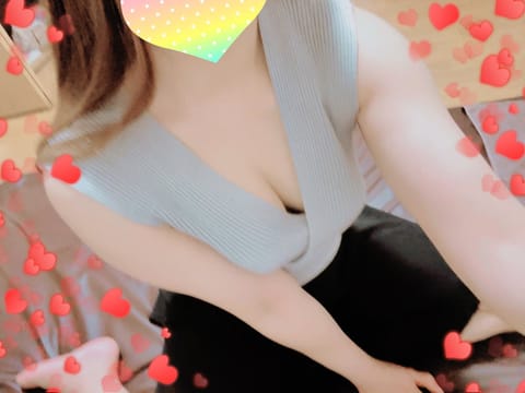 こんばんは☺️
19:30〜2:00出勤です💓

次の案内は22:00〜です❣️
ご予約、お問合せお待ちしてます🤗

ネ