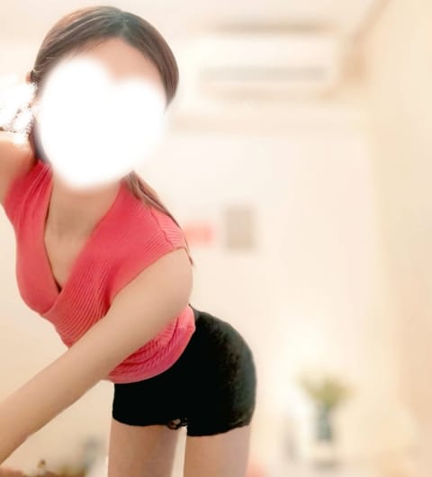 本日、翌5時までです🌷 -
後半も堺筋本町にてお待ちしております😌

 #メンエス大阪 
 #メンズエステ大阪 
 #T
