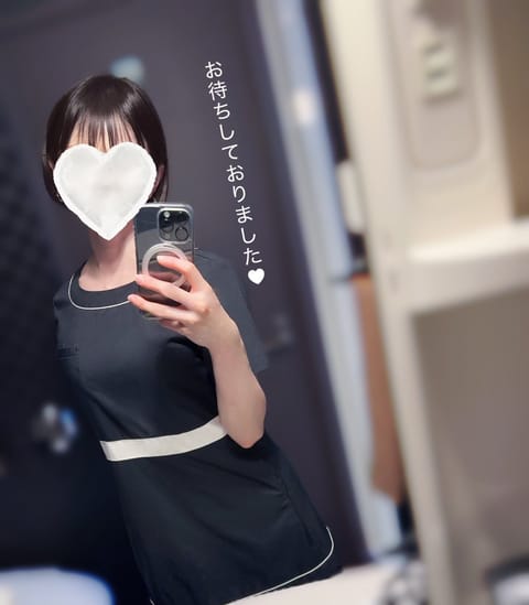 🎩『（博多に）出張が決まったら、まず連絡する人』

私との時間を楽しみにしてくれてるって
ほんと、嬉しいな

施術してて