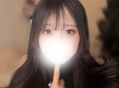 髪の毛茶色に染めるか悩む…🤔💭