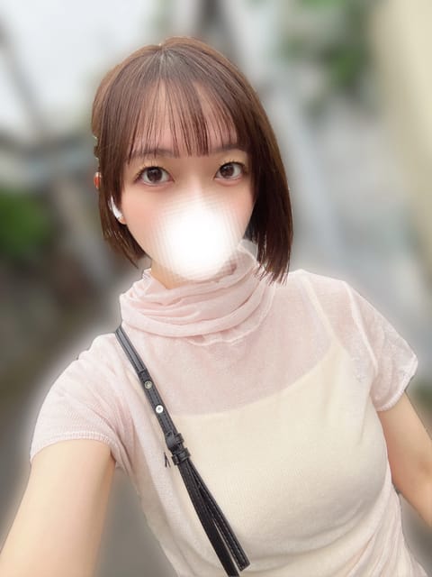 昨日も沢山会いに来てくださってありがとうございましたꢏꢷ^ᴗ ̫ ᴗ^💖

今週の出勤は、明日の6/23 13:00-4