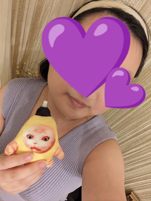 こんにちは〜🌟

年末年始、みなさんはどう過ごしてますか？✨

私は出勤2日目で、ワクワクが止まらないよ〜😊💕

新しい
