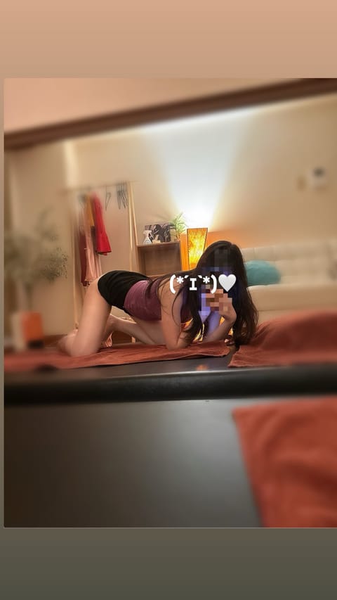こんにちは！
久しぶりのポストです😓

私のこと覚えてますかー？🥲

［　今日明日出勤いたします！　］

本日残り１枠🈳