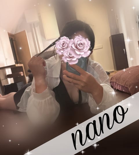 🏮出勤中です♡

外からお祭りの音が聞こえてきて、
「一緒に屋台まわりたいな〜🥺」なんて思っちゃいました🤍

でも今日は