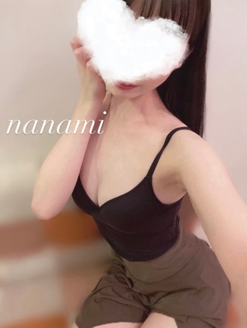 こんにちは👼🏻成瀬です🙂‍↕️💓
本日も12:00〜20:00でお部屋いてます！

先頭枠からご案内可能です🈳

お時間