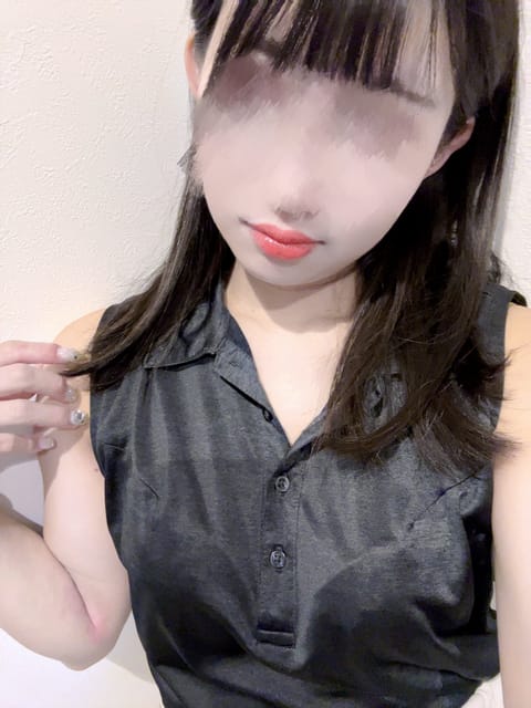 こんばんは！🌟

本日⏰21:00~24:30
出勤しています⸝⸝>   <⸝⸝ᐡ♡

最近施術中に褒めてもらえることが