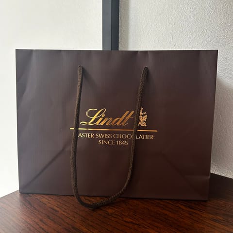 4月もありがとうございました

差入れも感謝です🥲♡

いつも会いに来てくれる時間が本当に嬉しいです

4月なかなかタイ