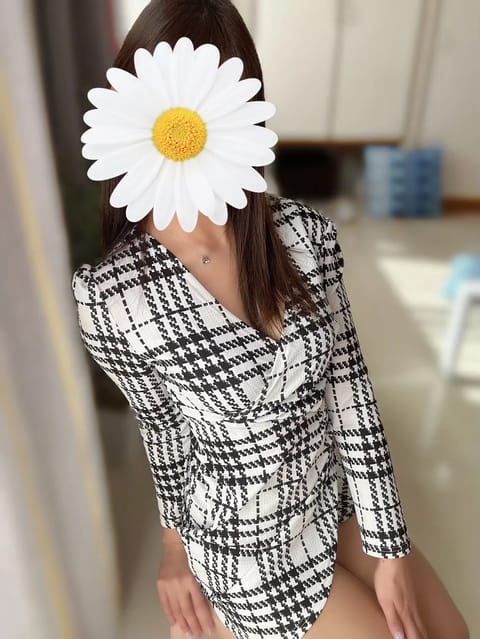 こんにちは☀️🤍

今日はポッキーの日‎だ！！

買いに行かなきゃ～✨️

(    ´･ω)─━━(ω･`　)ｶﾞﾌﾞ