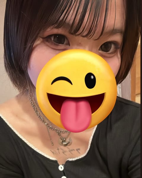 みなさんこんにちは🌞
本日24時から出勤です！
最近会いに来てくれる方が多くてとってもうれしいです💓💓
ショートにして逆