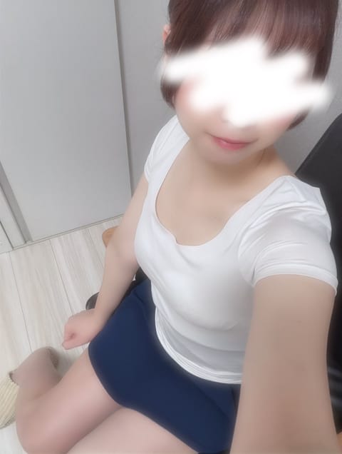 本日19:30〜立川ルームにいます😊
バレンタインですね🍫🎁お待ちしております😊🎶