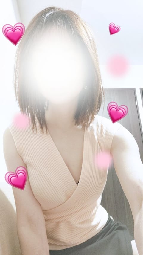 本日もありがとうございましたꯁꯧ

次回の出勤は3月5日～8日を予定していますが、また三田と一緒にオイルでとろ～りとしま