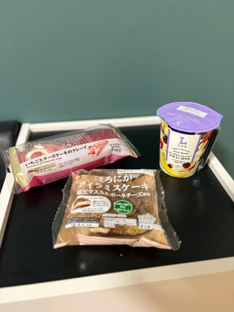 退勤しました!!!

Sさん差し入れありがとう🥰
好きな物いちごとチーズとアサイー大好物でやばい🤦🏻‍♀️💞うれしい⸜(