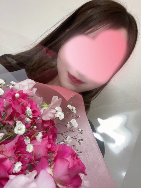 はじめまして、稲森こんです✨

念願叶ってアンジュエールさんで働くことになりました❣️

〜自己紹介〜

好きなもの/趣
