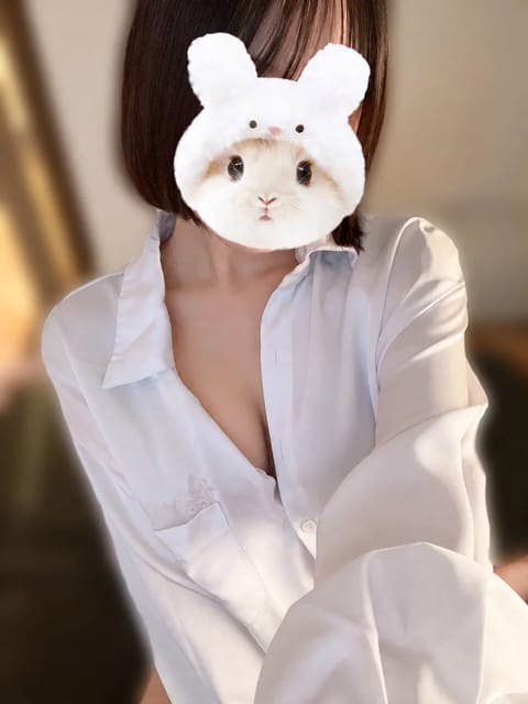 こんにちは☀️せりなです🐰
なんだかお久しぶりの投稿になってしまった！！
そういえば今日台風くるんですか🌀⁉️今週の天気