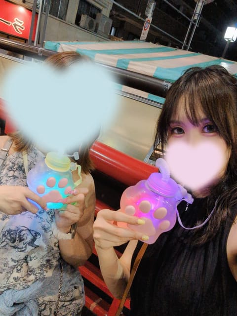 縁日に行ってきました🏮
今夏最後かなあ🥹
夏が大好きなのでもうすぐ夏が終わるの本当に悲しい( ᵒ̴̶̷᷄ д ᵒ̴̶̷᷅