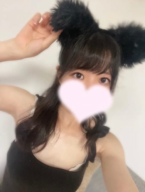 おはようございます☀️

本日11:00~出勤いたします🍒
空き枠ございますので、お問い合わせいただけるととっても嬉しい
